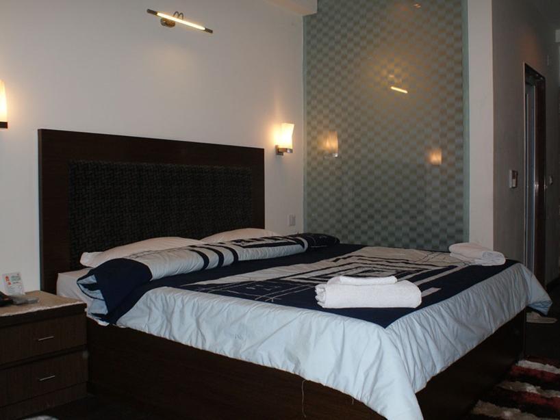Hotel Arpit Palace Delhi  Extérieur photo