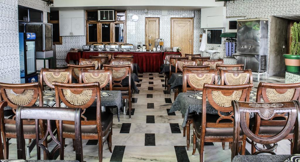 Hotel Arpit Palace Delhi  Extérieur photo