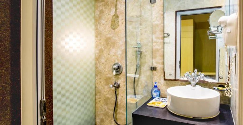 Hotel Arpit Palace Delhi  Extérieur photo